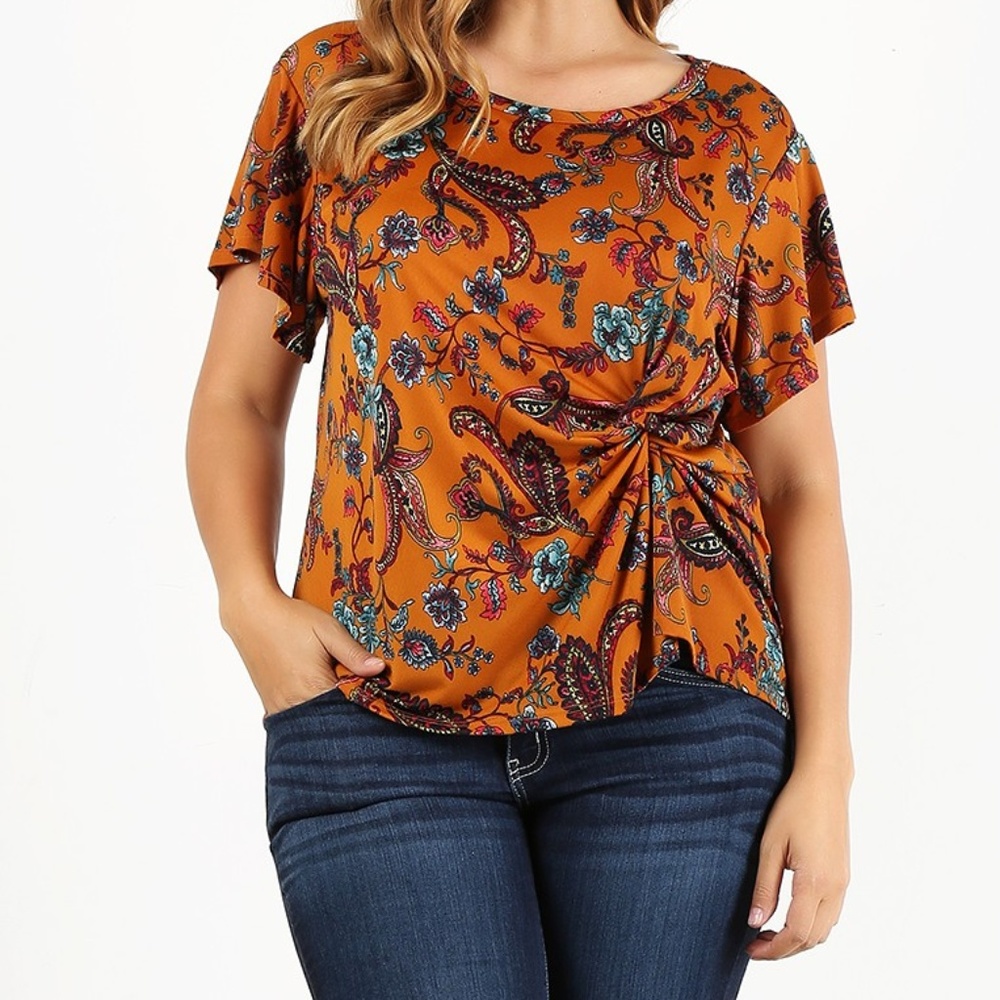New Paisley Print Top Short Sleeve Side Gathered